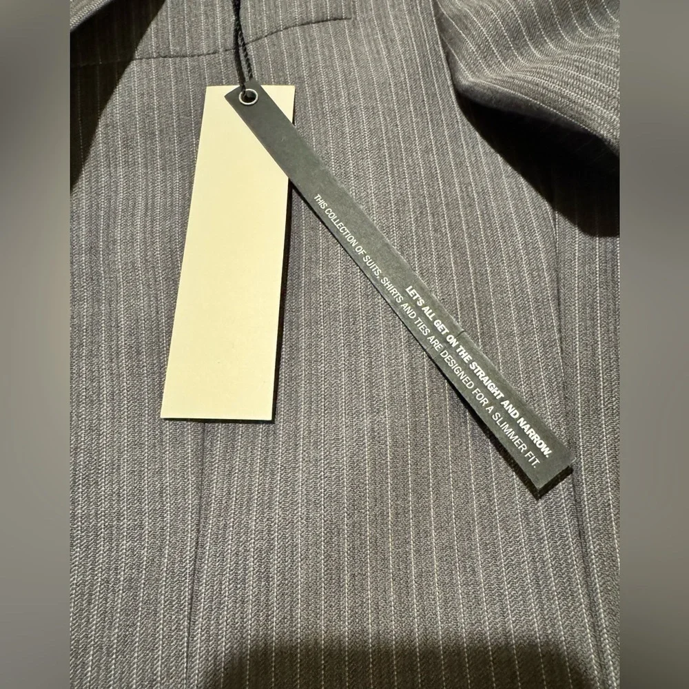 NEW Kenneth Cole NY Mens 2 Piece Suit Slim Fit Wool Stripe 38R W32 42S W36 NWT
